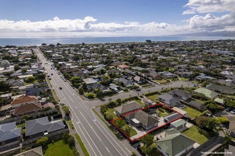 Photo of property in 77 Bridge Street, New Brighton, Christchurch, 8062