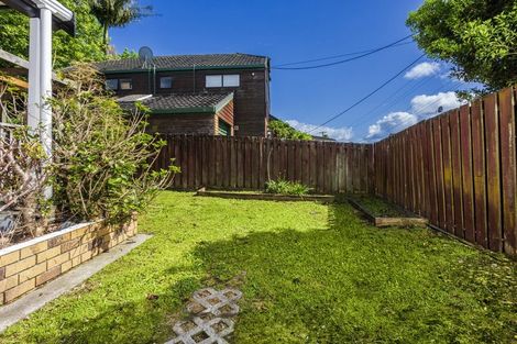 Photo of property in 2/189 Onewa Road, Birkenhead, Auckland, 0626