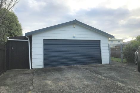 Photo of property in 26 Queen Road, Bellevue, Tauranga, 3110