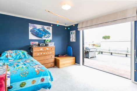 Photo of property in 61 Severn Street, Rongotea, 4476