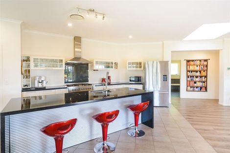 Photo of property in 71 Polson Hill Drive, Aokautere, Palmerston North, 4471