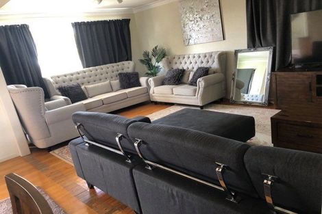 Photo of property in 18 Renwick Street, Papakura, 2110