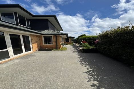 Photo of property in 2/281 Memorial Avenue, Burnside, Christchurch, 8053