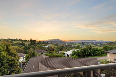 Photo of property in 132 Waikite Road, Welcome Bay, Tauranga, 3175