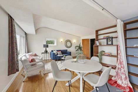 Photo of property in Ambassador Flats, 6/7 Maurice Terrace, Te Aro, Wellington, 6011