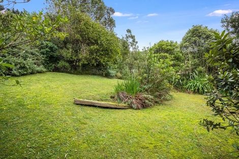 Photo of property in 3 Mckelvey Place, Tawa, Wellington, 5028