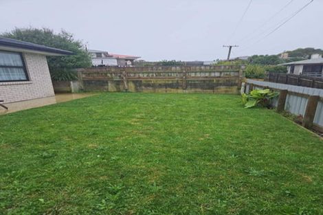 Photo of property in 12a-b Hughson Street, Waitara, 4320