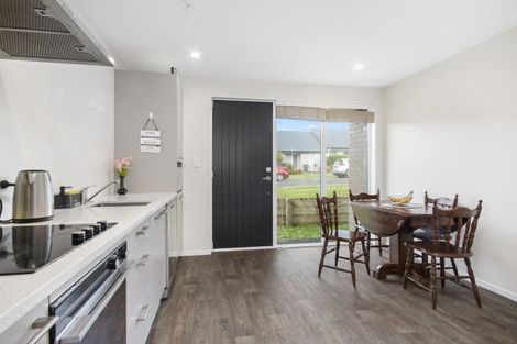 Photo of property in 72 Prado Drive, Pukekohe, 2120