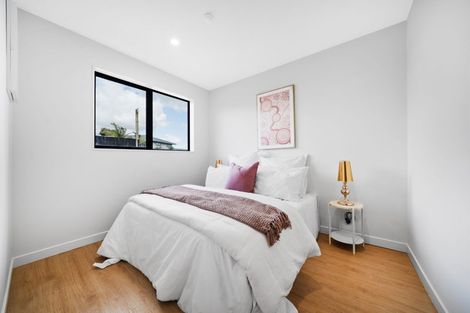 Photo of property in 1/114 Coronation Road, Hillcrest, Auckland, 0627