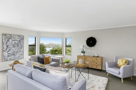 Photo of property in 16 View Road, Titahi Bay, Porirua, 5022