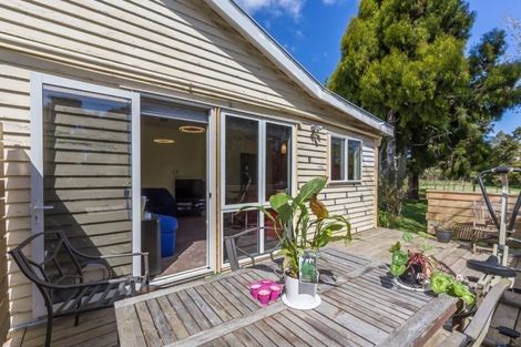 Photo of property in 877 Kahikatea Flat Road, Waitoki, Kaukapakapa, 0871