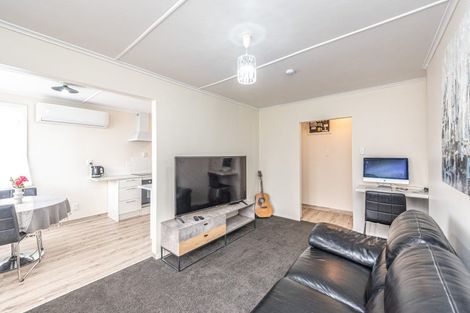 Photo of property in 32 Akatea Street, Gonville, Whanganui, 4501