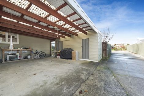 Photo of property in 22 Tomin Road, Glenview, Hamilton, 3206