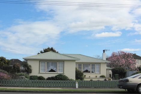 Photo of property in 81 Bartholomew Road, Levin, 5510