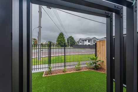 Photo of property in 10/123 Cambridge Terrace, Fairfield, Lower Hutt, 5011