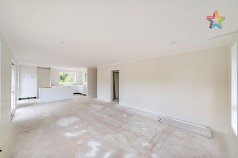 Photo of property in 298a Stokes Valley Road, Stokes Valley, Lower Hutt, 5019
