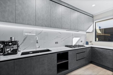 Photo of property in 7 Ruku Street, Long Bay, Auckland, 0630