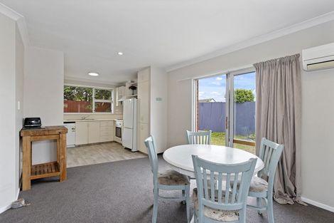 Photo of property in 27a Doreen Street, Aranui, Christchurch, 8061