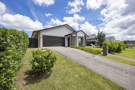 Photo of property in 12 Turpin Road, Riverhead, 0820