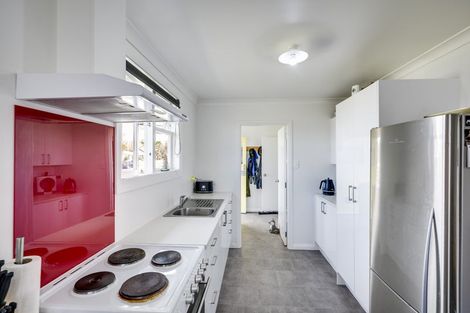 Photo of property in 1122 Jellicoe Street, Mayfair, Hastings, 4122