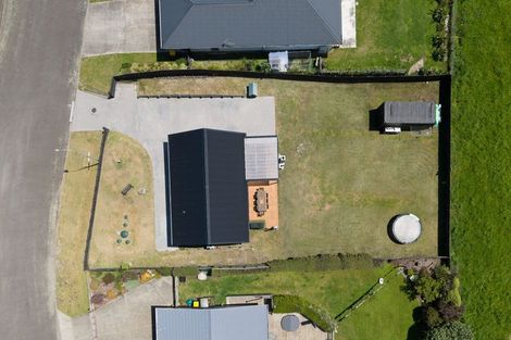 Photo of property in 7 Sand Dune Grove, Waikawa Beach, Manakau, 5573