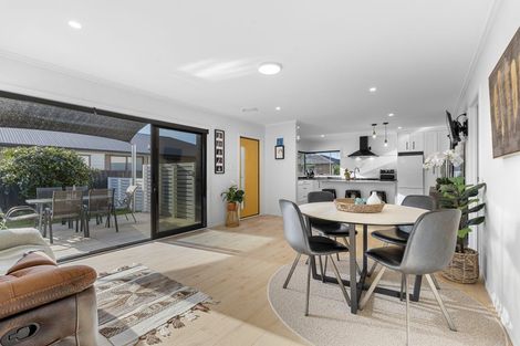 Photo of property in 23 Dreaver Drive, Waitara, 4320