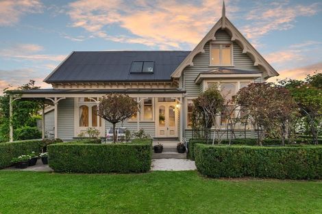 Photo of property in 172 Blighs Road, Strowan, Christchurch, 8052