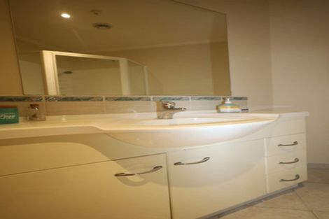 Photo of property in Salisbury Crown, 8/7 Salisbury Avenue, Mount Maunganui, 3116