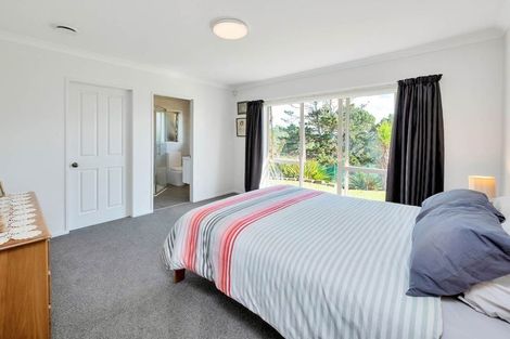 Photo of property in 150 Kennedy Road, Dairy Flat, Albany, 0792