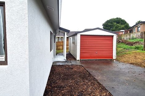Photo of property in 16 Southview Place, Wattle Downs, Auckland, 2102