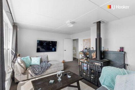 Photo of property in 61 Cockerell Street, Brockville, Dunedin, 9011