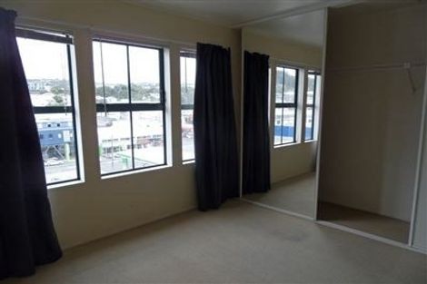 Photo of property in Grosvenor Cl, 21/6 Brown Street, Mount Cook, Wellington, 6021