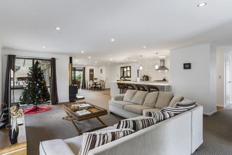 Photo of property in 24 Sunset Drive, Pukekohe, 2120