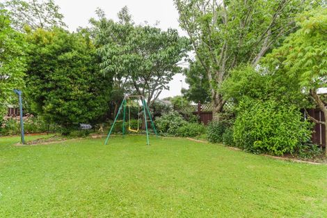 Photo of property in 72 Geraldine Crescent, Cloverlea, Palmerston North, 4412