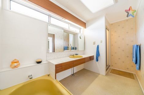 Photo of property in 122 Pretoria Street, Hutt Central, Lower Hutt, 5010