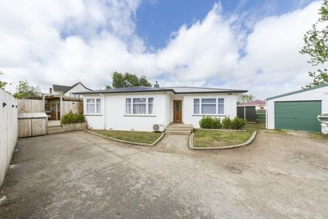 Photo of property in 10 Pitama Road, Awapuni, Palmerston North, 4412