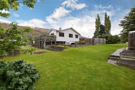 Photo of property in 27 Oxford Street, Kingston, Athol, 9793