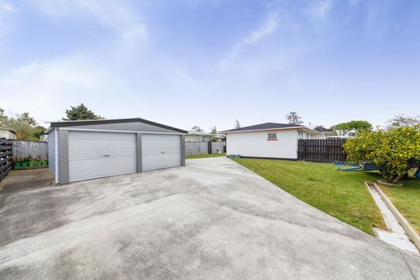 Photo of property in 24 Motuoapa Place, Kelvin Grove, Palmerston North, 4414