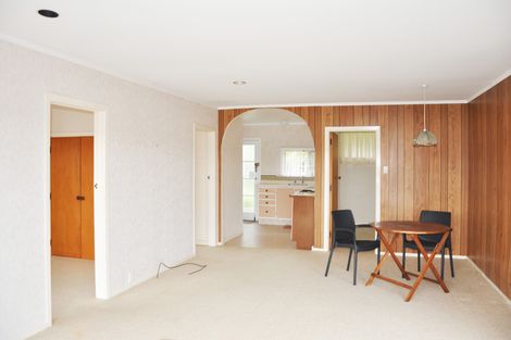 Photo of property in 11 Hillside Crescent, Leigh, 0985