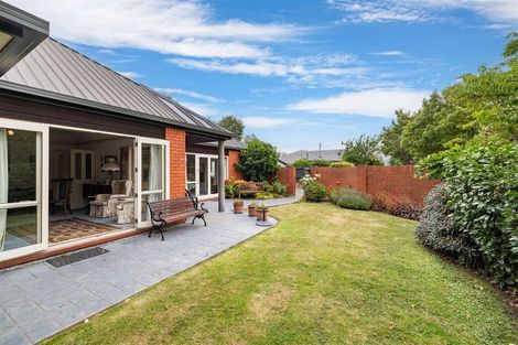 Photo of property in 2/8 Ilam Road, Upper Riccarton, Christchurch, 8041