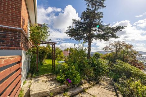 Photo of property in 56 Middleton Road, Kew, Dunedin, 9012