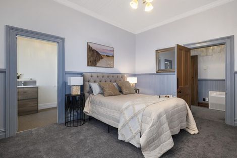 Photo of property in 30 Hobson Street, Saint Clair, Dunedin, 9012