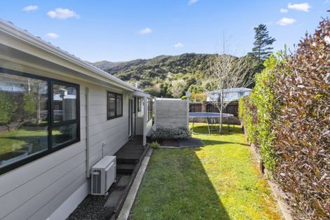 Photo of property in 29 Pollard Street, Wainuiomata, Lower Hutt, 5014