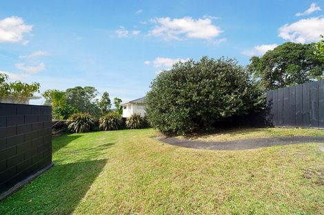 Photo of property in 7 Kotinga Avenue, Glen Eden, Auckland, 0602