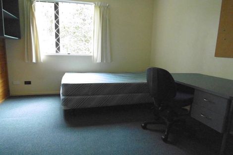 Photo of property in 3/125 Carrington Road, Point Chevalier, Auckland, 1025