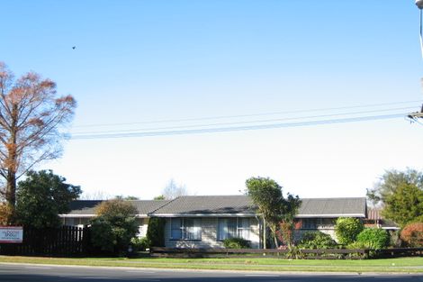 Photo of property in 834 Main North Road, Belfast, Christchurch, 8051