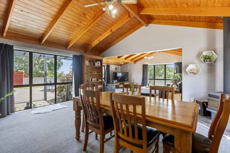 Photo of property in 68 Brois Street, Frankleigh Park, New Plymouth, 4310