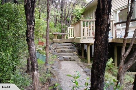 Photo of property in 52 Tinopai Road, Titirangi, Auckland, 0604