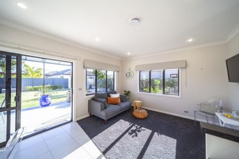Photo of property in 5 Portland Place, Poraiti, Napier, 4112