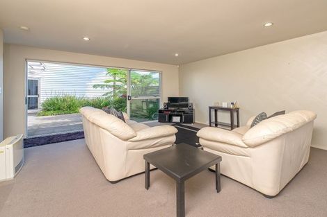 Photo of property in 24 Zabeel Crescent, Takanini, 2112